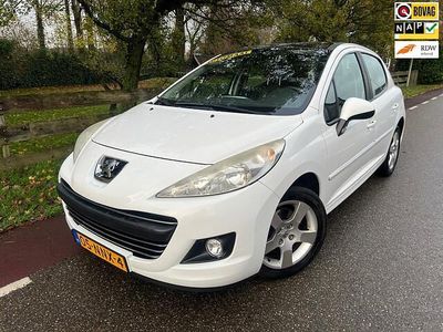 Wit Gebruikt 2010 Peugeot 207 Hatchback | € 3.333 (Eerlijke prijs)