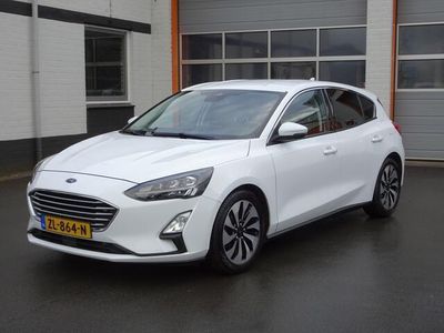 tweedehands Ford Focus 1.0 EcoBoost Trend Edition Business Navigatie, cruise controle, parkeersensoren voor en achter, licht metalen velgen, enz.