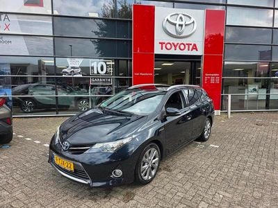 Toyota Auris Hybrid