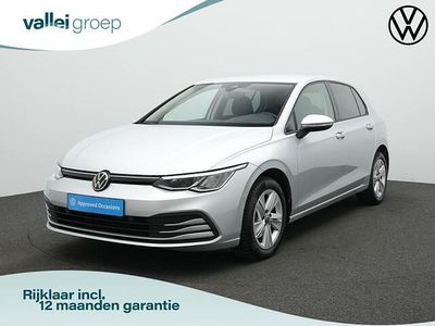 Occasion VW Golf VIII Business 110 PK (80 kW) 2023 Grijs (metallic) Hatchback