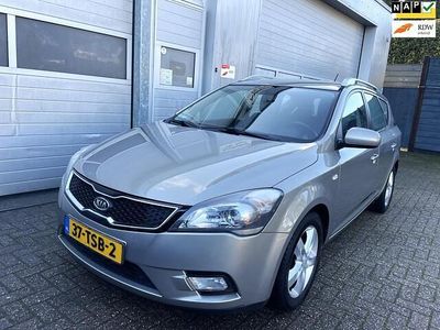 Grijs (metallic) Occasion 2012 Kia Ceed Hatchback | € 2.595 (Super prijs)