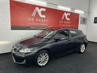 Grijs Gebruikt 2011 Lexus CT200h Luxury Line Hatchback | € 11.999 (Duur)