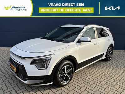 Wit Occasion 2025 Kia Niro SUV | € 33.390 (Goede deal)