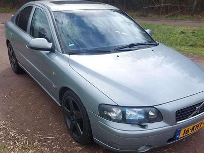 Grijs Occasion 2002 Volvo S60 Sedan | € 3.500 (Eerlijke prijs)