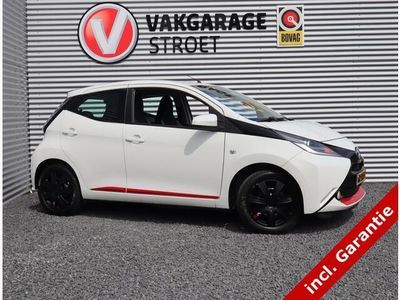 tweedehands Toyota Aygo 1.0 VVT-i x-play | cam | cruise | led | ac | alle facturen aanwz