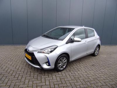 tweedehands Toyota Yaris 1.5 Hybrid Executive