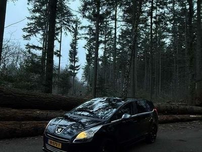 Occasion Peugeot 5008 Platinum 156 PK (114 kW) 2009 Zwart Stationwagen