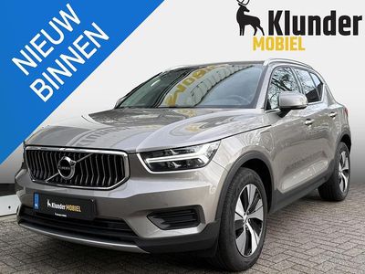 Grijs Gebruikt 2021 Volvo XC40 Inscription SUV | € 28.950 (Eerlijke prijs)