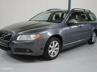 tweedehands Volvo V70 2.5T Momentum XENON / TREKHAAK