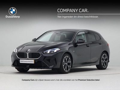 Zwart Gebruikt 2025 BMW 120 Comfort Edition Hatchback | € 34.950 (Goede deal)