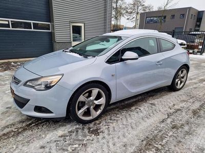 Opel Astra GTC