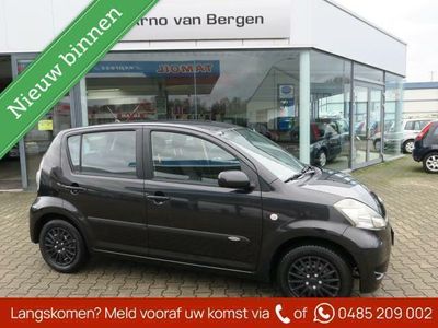 tweedehands Daihatsu Sirion 2 1.3-16V Prestige airco trekhaak.