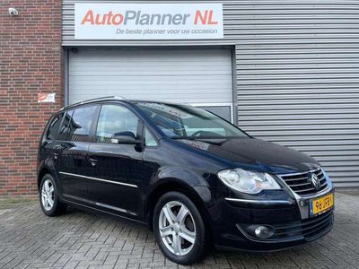 tweedehands VW Touran 1.4 TSI! Clima! Cruise! Trekhaak! 7-Pers.!