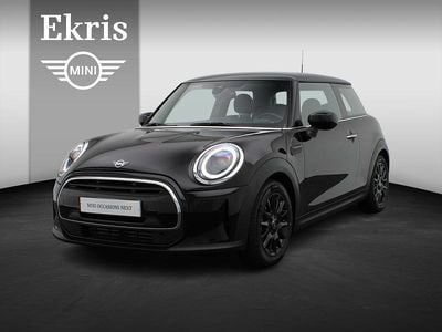 Zwart Gebruikt 2021 Mini ONE Classic Hatchback | € 21.400 (Eerlijke prijs)