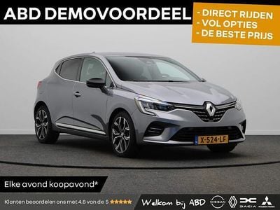 Grijs Gebruikt 2023 Renault Clio V Techno Hatchback | € 17.445 (Eerlijke prijs)