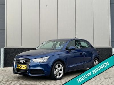 Blauw Gebruikt 2014 Audi A1 Sportback Admired Hatchback | € 8.990 (Super prijs)