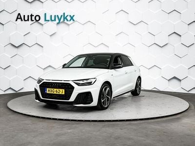 Wit Gebruikt 2024 Audi A1 Sportback S-Line Hatchback | € 26.940 (Eerlijke prijs)