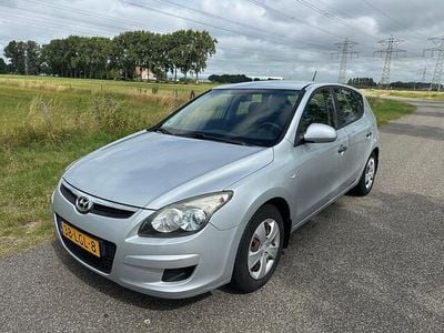 Grijs Gebruikt 2010 Hyundai i30 Active Hatchback | € 1.749 (Eerlijke prijs)