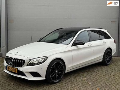 Wit (metallic) Gebruikt 2018 Mercedes C200 Premium Plus Stationwagen | € 20.949 (Goede deal)