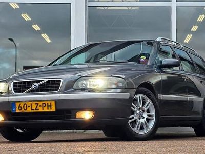 Grijs Gebruikt 2003 Volvo V70 Stationwagen | € 2.744 (Eerlijke prijs)