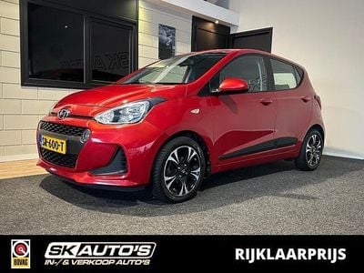 Occasion Hyundai i10 Comfort 67 PK (49 kW) 2018 Rood (metallic) Hatchback