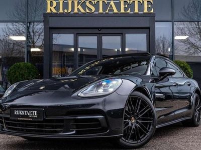 Grijs Occasion 2017 Porsche Panamera Sedan | € 54.900 (Super prijs)