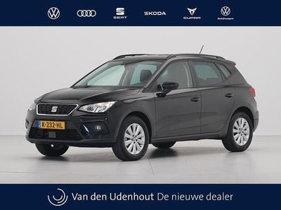 Zwart (metallic) Gebruikt 2021 Seat Arona Business SUV | € 17.440 (Eerlijke prijs)