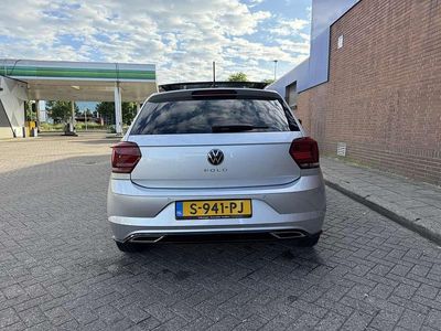 Grijs Gebruikt 2021 VW Polo Highline Hatchback | € 18.450 (Goede deal)