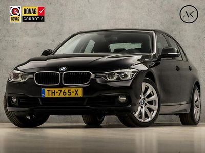 Zwart (metallic) Occasion 2018 BMW 318 Executive Sedan | € 15.945 (Eerlijke prijs)
