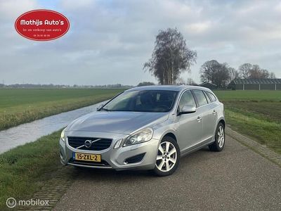 Grijs Gebruikt 2013 Volvo V60 Stationwagen | € 4.950 (Eerlijke prijs)