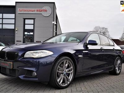 tweedehands BMW 550 5-SERIE i High Executive | M-pakket | Adaptieve cruise | Botswaarschuwing | Trekhaak elektrisch | Schuif/kanteldak | HuD |