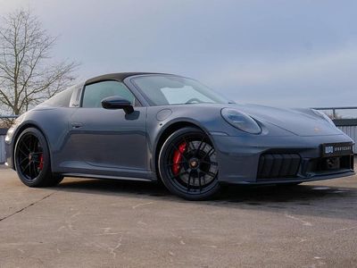 Grijs Occasion 2025 Porsche 911 Cabriolet | € 249.950