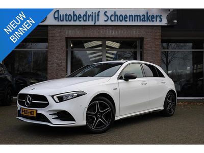 Wit Occasion 2021 Mercedes A250 Premium Hatchback | € 26.490 (Eerlijke prijs)