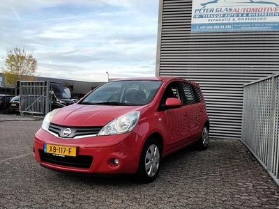 Rood Occasion 2010 Nissan Note Acenta MPV | € 2.850 (Eerlijke prijs)