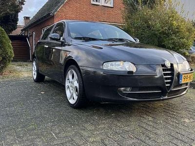 Zwart Gebruikt 2004 Alfa Romeo 147 Hatchback | € 1.000 (Super prijs)