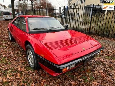 Rood Gebruikt 1981 Ferrari Mondial Coupé | € 37.500