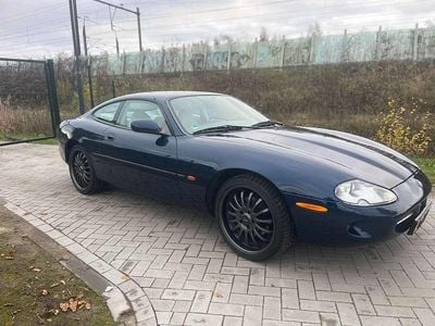 Blauw Gebruikt 1998 Jaguar XK8 Coupé | € 9.900 (Eerlijke prijs)