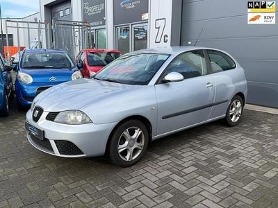 Grijs (metallic) Occasion 2007 Seat Ibiza Hatchback | € 1.995 (Eerlijke prijs)