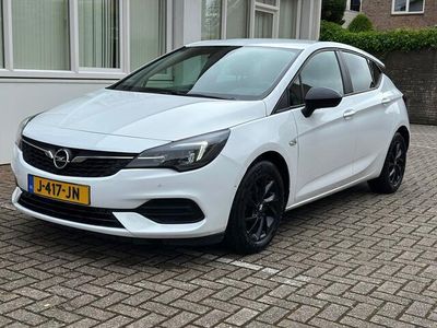 tweedehands Opel Astra 1.2 Edition dealer onderhouden in keurige staat!
