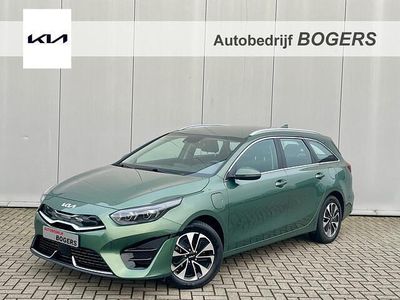 Groen (metallic) Gebruikt 2023 Kia Ceed Sportswagon Stationwagen | € 24.940 (Eerlijke prijs)