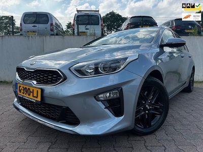 Grijs, metallic lak Gebruikt 2019 Kia Ceed Sportswagon Stationwagen | € 10.999 (Eerlijke prijs)