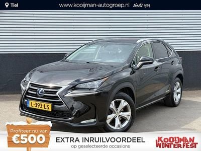 Zwart Gebruikt 2015 Lexus NX300h President Line SUV | € 23.399 (Eerlijke prijs)
