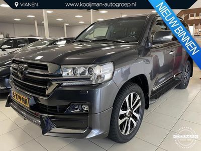 tweedehands Toyota Land Cruiser V8 4.6 VVT-i Executive 5p. TRD Full Option Zeer uniek in NL 3500KG trekgewicht 360'camera Koelkast Luchtvering Trekhaak etc etc.