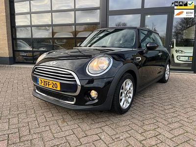 Zwart Gebruikt 2015 Mini Cooper Hatchback | € 7.950 (Super prijs)