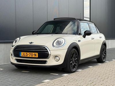 Wit Gebruikt 2015 Mini Cooper Chili Hatchback | € 12.950 (Goede deal)