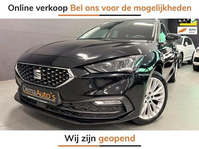 Zwart, metallic lak Gebruikt 2022 Seat Leon Business Stationwagen | € 21.950 (Eerlijke prijs)