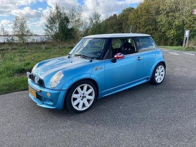 Occasion 2005 Mini John Cooper Works Hatchback | € 2.750