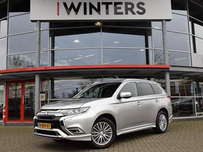 Grijs Occasion 2020 Mitsubishi Outlander Intense SUV | € 23.895 (Iets duurder)