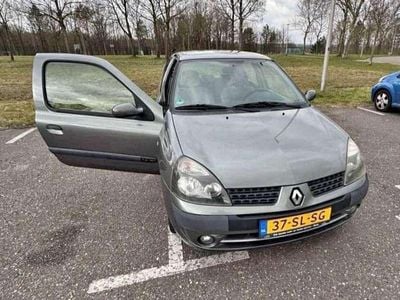 Renault Clio II