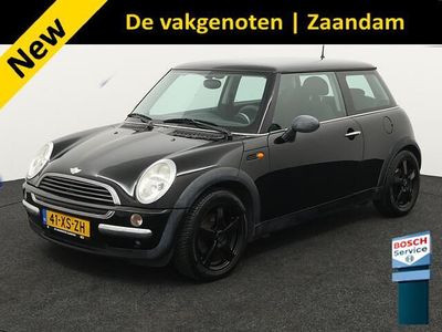Zwart Gebruikt 2003 Mini ONE Salt Hatchback | € 2.950 (Duur)